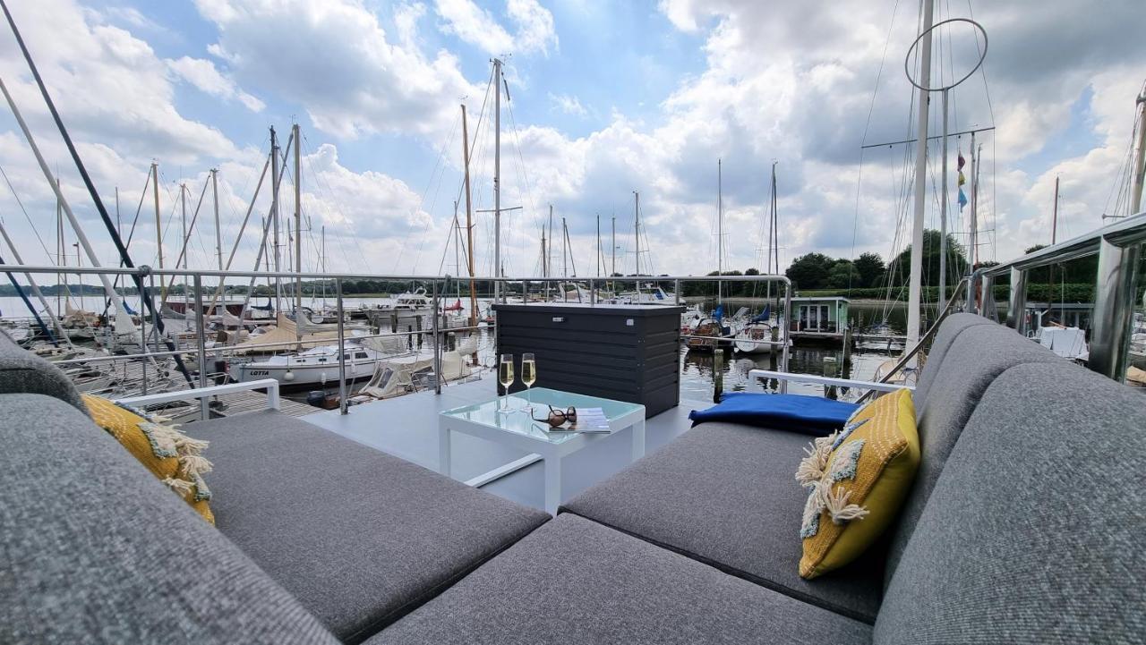 Hotel Hausboot Hilja Schleswig Exterior foto